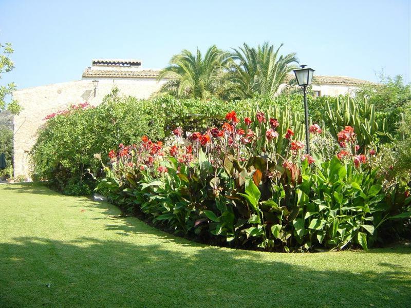 Agroturismo Can Guillo Pollenca Exterior photo